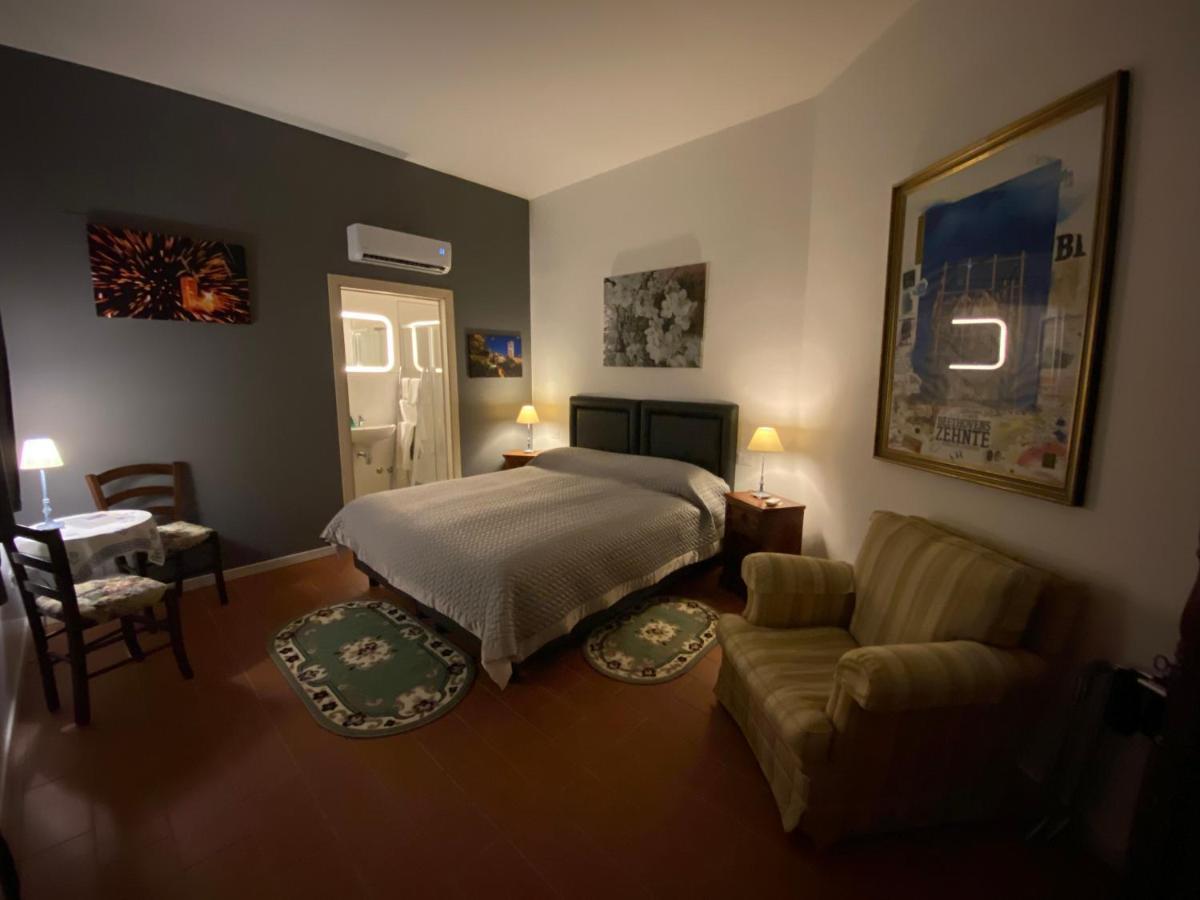 Lenzi'S Bottega And Gallery Suites Vicopisano Exterior photo